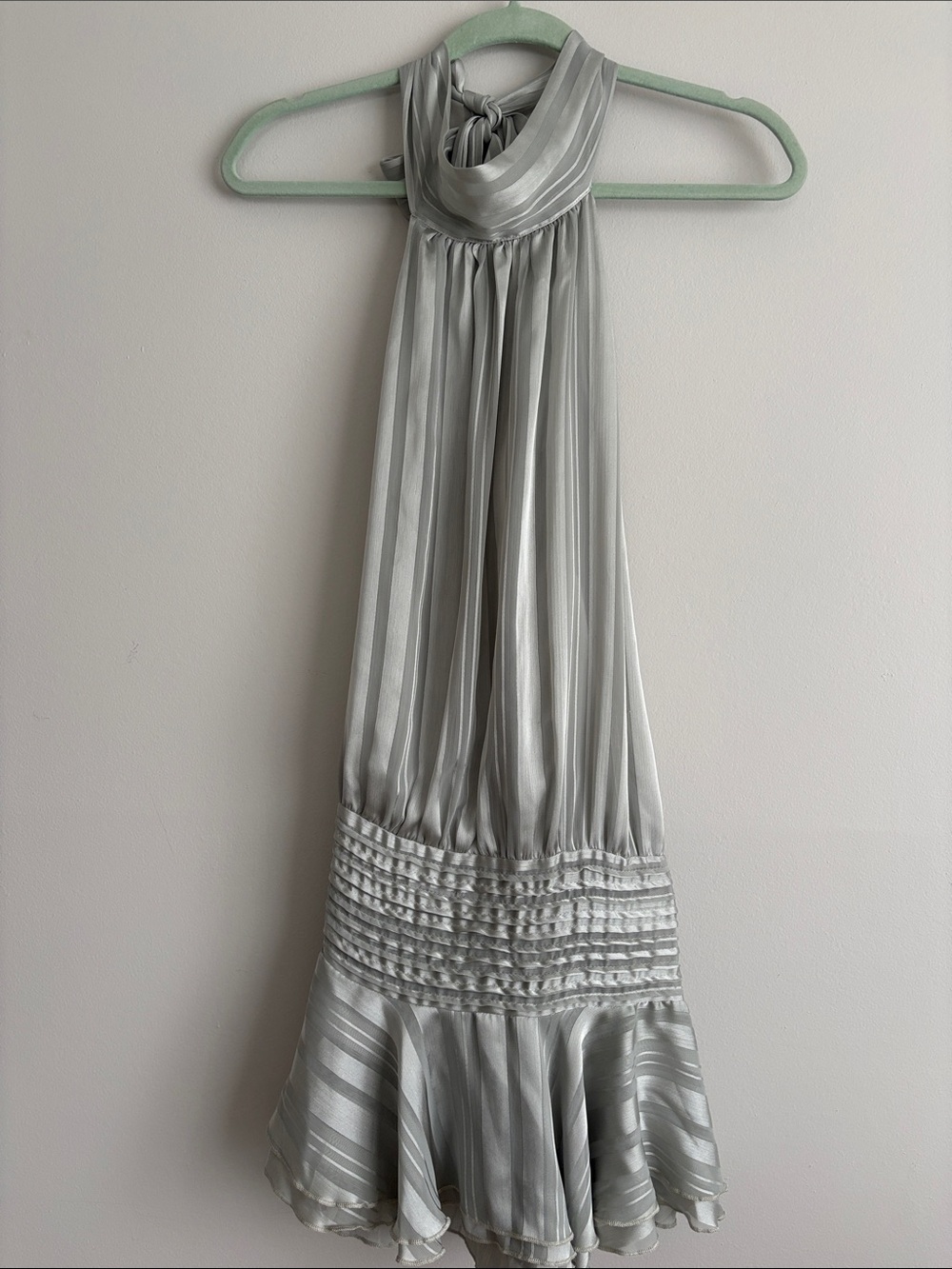 Elegant Halter Accent Draped Dress with Liw Back in Light Silver